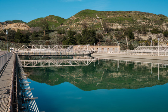 A photo of Metropolitan's Jensen water treatment plant on a sunny day.