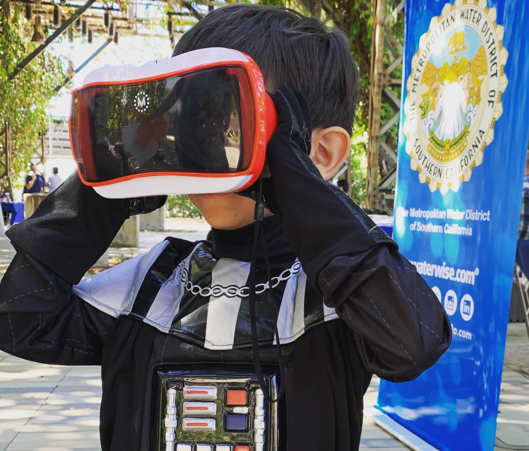 Kid with Custom and VR glasses