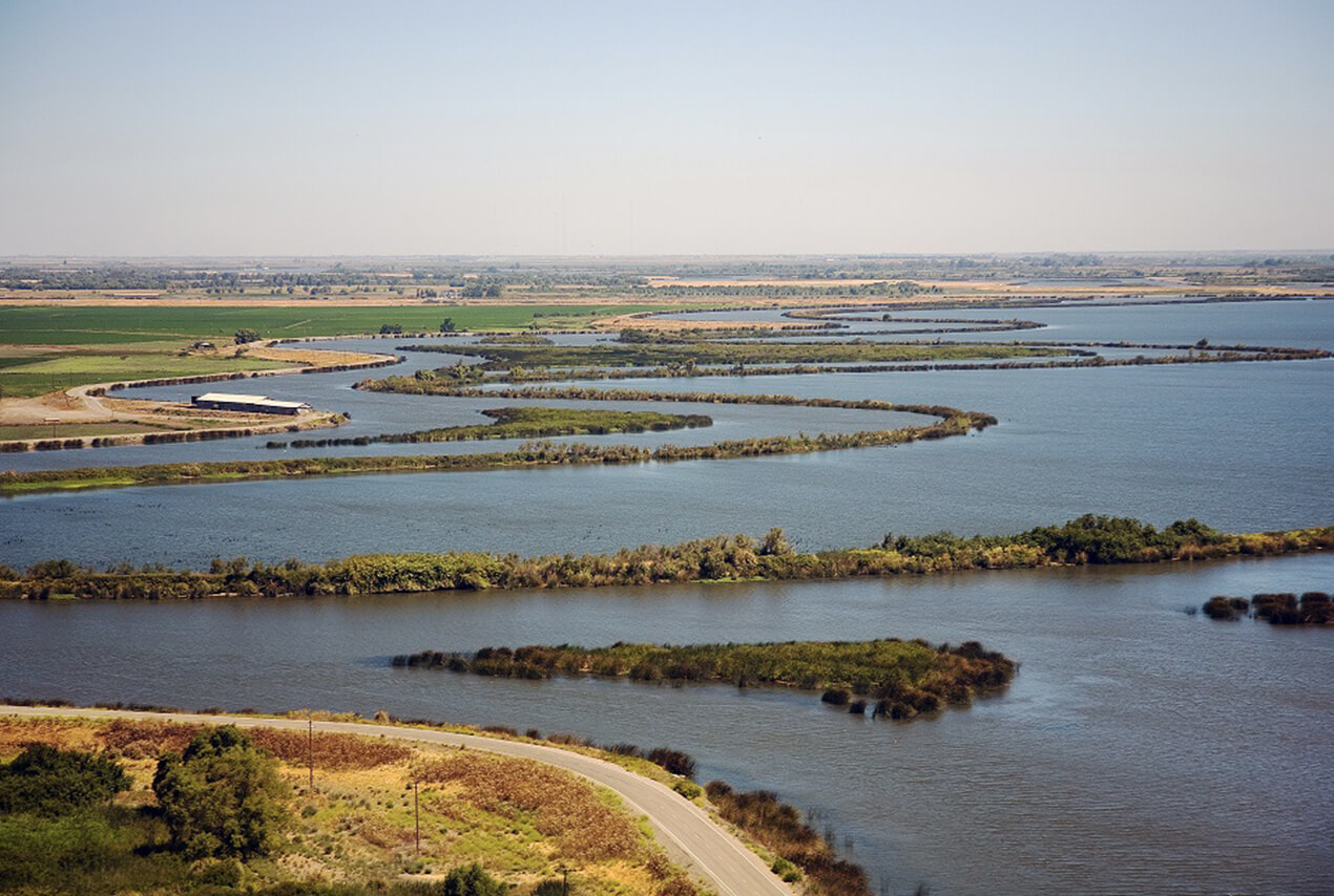 Vista aérea de la región del Río Medio de las Islas Delta